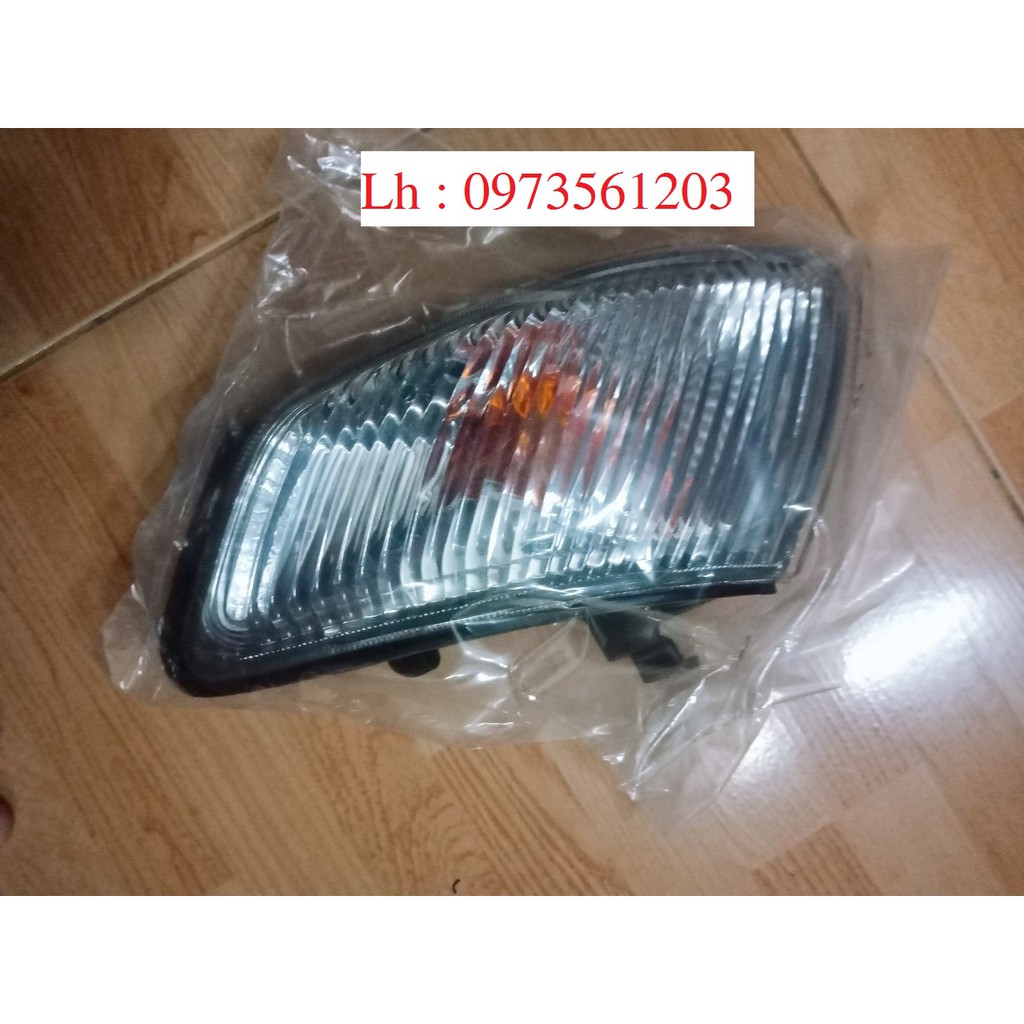 Đèn xi nhan Mazda 626 đời 1997-2000 -tặng vòng xoay hương hoa