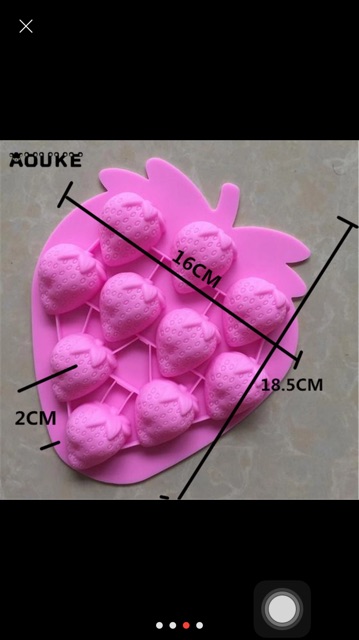 Khuôn thạch rau câu silicon 4D Quả dâu tây Mã DQ1H8D