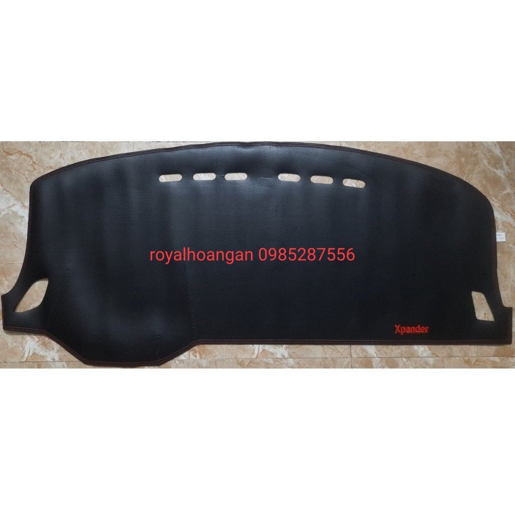 Thảm taplo XPANDER bằng nhung 3 lớp hoặc Da Cacbon