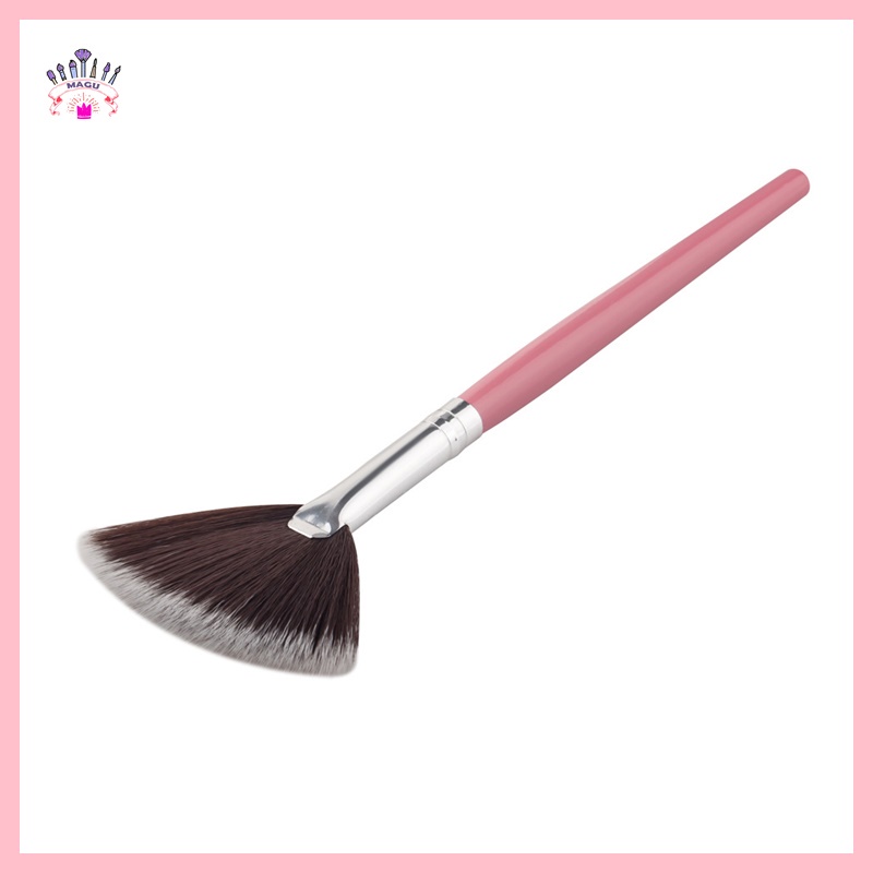 Cọ trang điểm hình quạt mini dùng cho đánh bắt sáng mã MN0013
