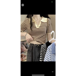 Áo len kẻ cộc tay cổ V bẻ