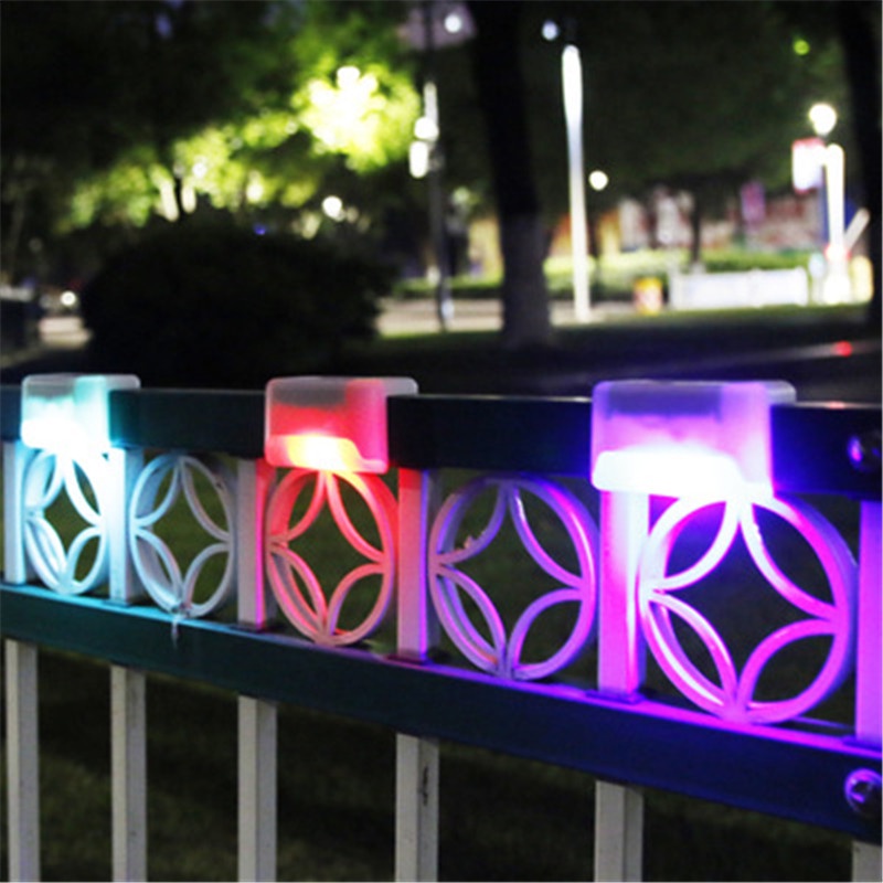 Bộ 16 Đèn LED Chống Nước IP65 Dùng Năng Lượng Mặt Trời