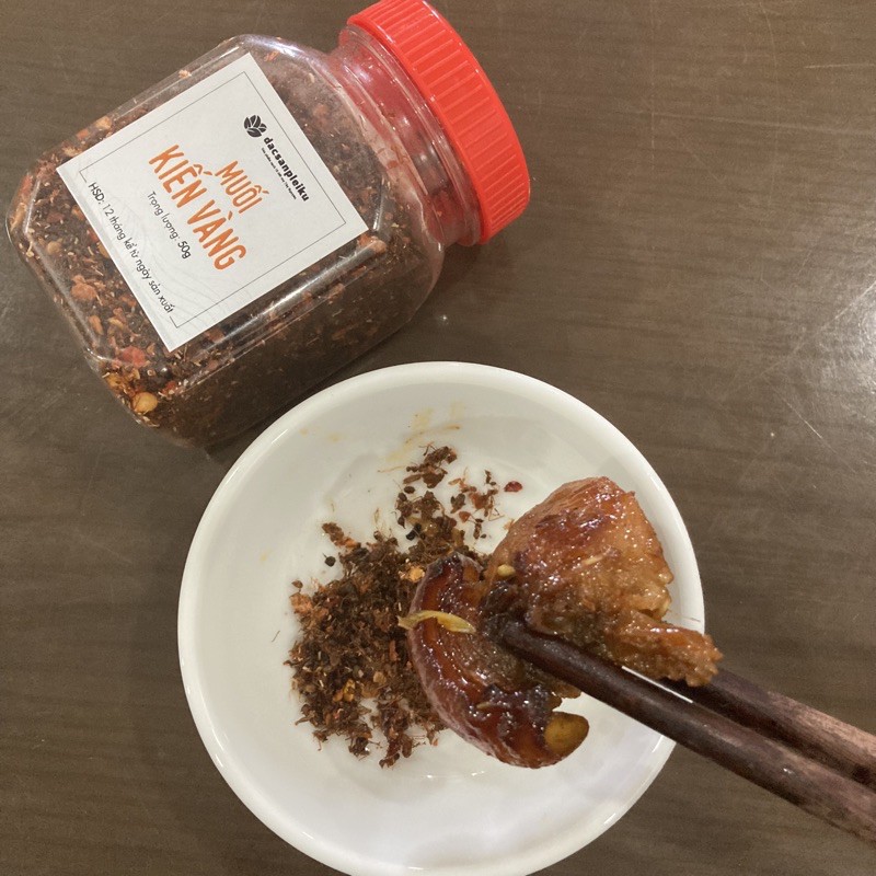 Muối kiến vàng Gia Lai