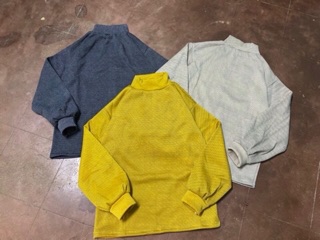 Áo nỉ kẻ tay bom