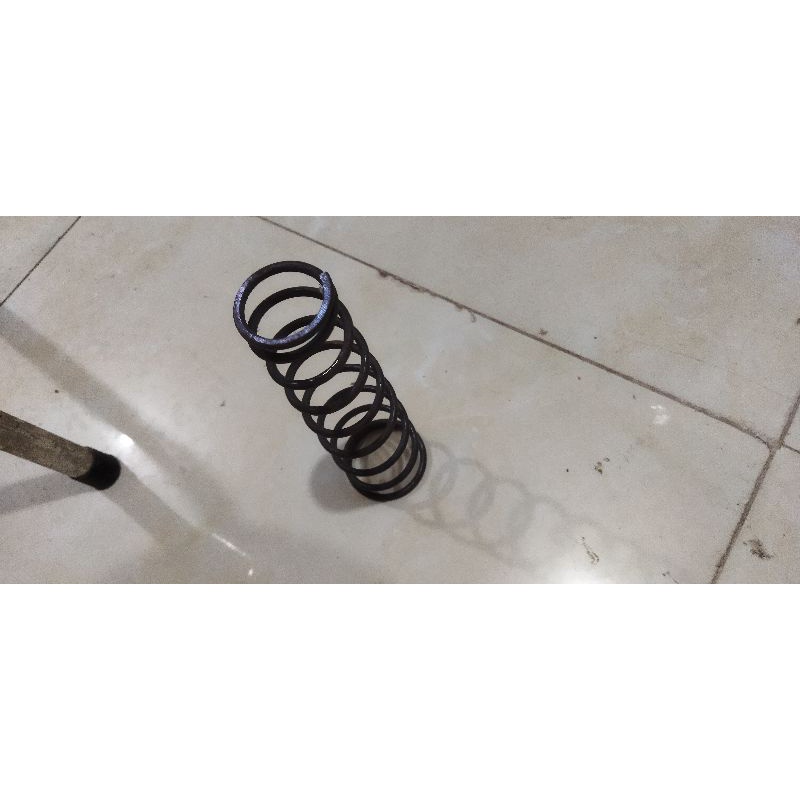 Lò xo bầu hơi chế kích con đội hơi nâng gầm xe ô tô tải