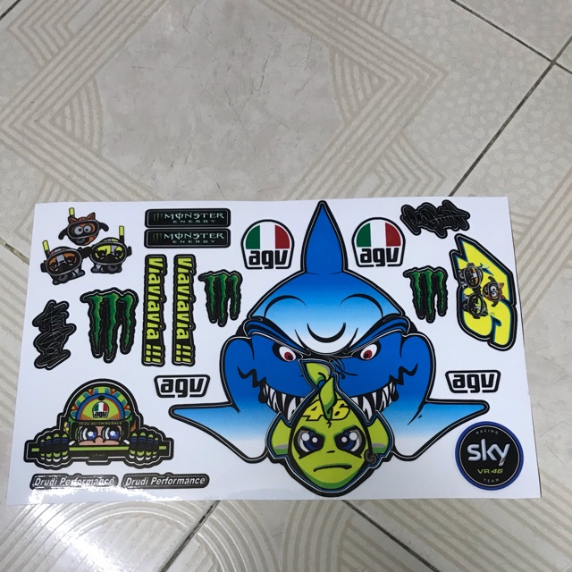 Tem dán nón cá mập
