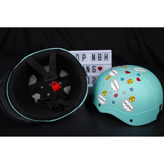 MŨ BẢO HIỂM DORAEMON MẮT LONG LANH