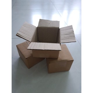 50 hộp10x10x08 (dài x rộng x cao)