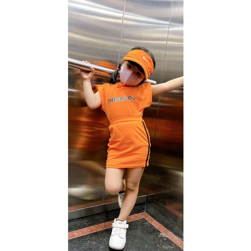 Sét áo phối chân váy thể thao không kèm nón