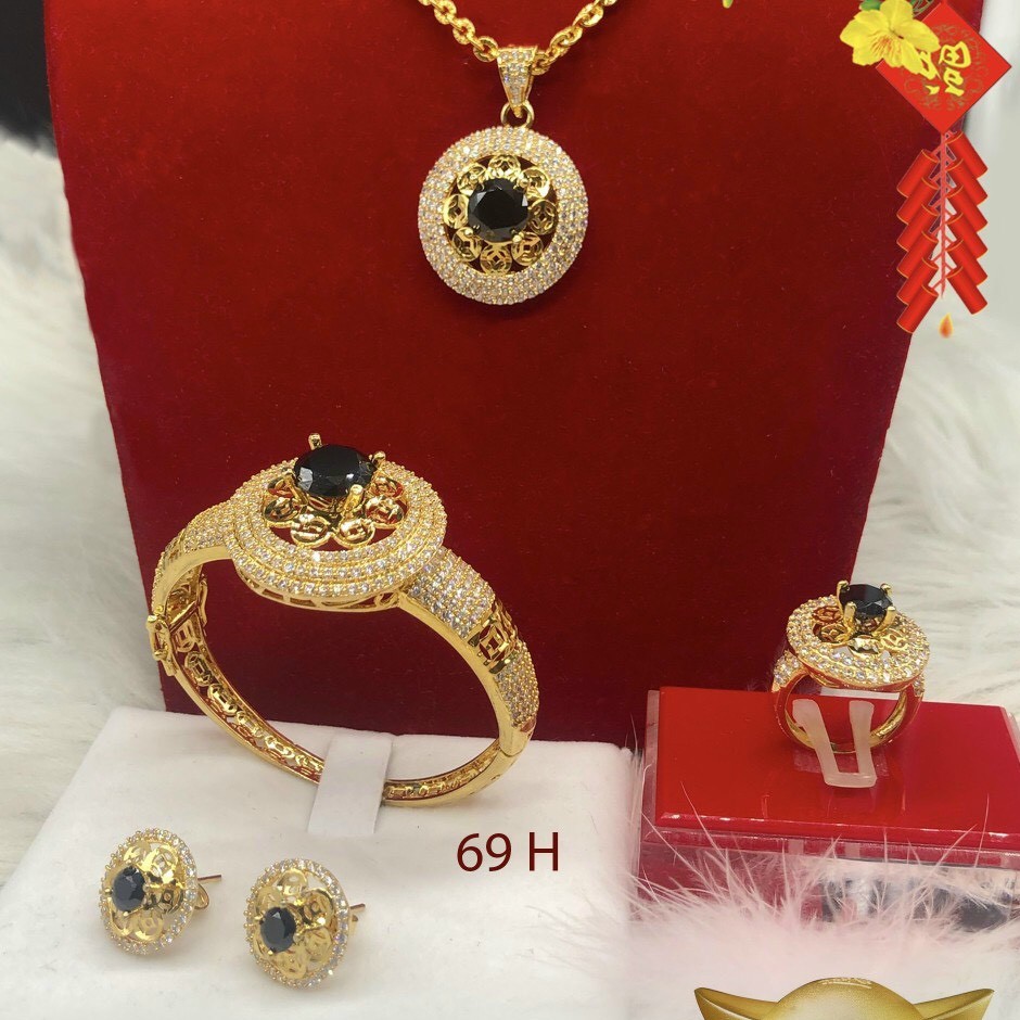 Bộ Trang Sức 5 Món Hoa Tròn Đá Đen - Đủ Size, Chuẩn Màu Vàng, Hàng Y Hình