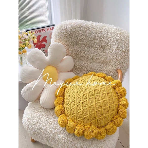 Gối, đệm ngồi bông hoa trang trí nhà cửa tựa lưng sofa