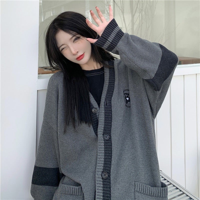 Áo Khoác Cardigan Len Thêu Logo Gấu M220-Violet