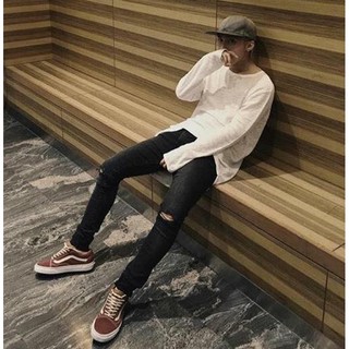 Quần Jeans rách gối