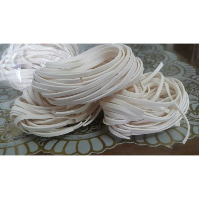 BÁNH CANH NGHỆ AN