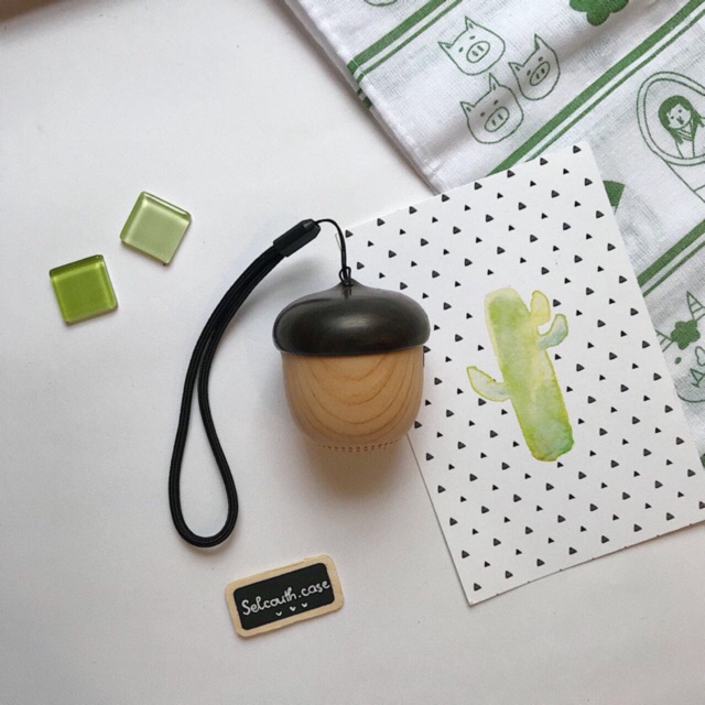Loa bluetooth mini hạt dẻ