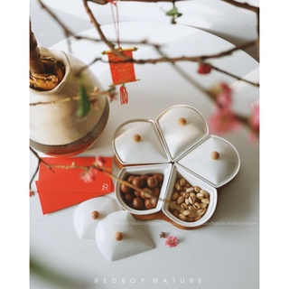 Khay mứt Tết