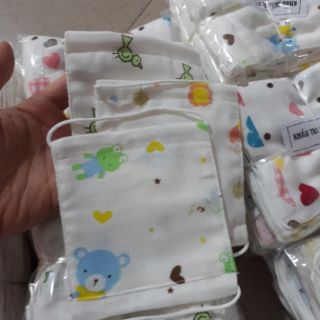 Khẩu trang xuất nhật cho bé