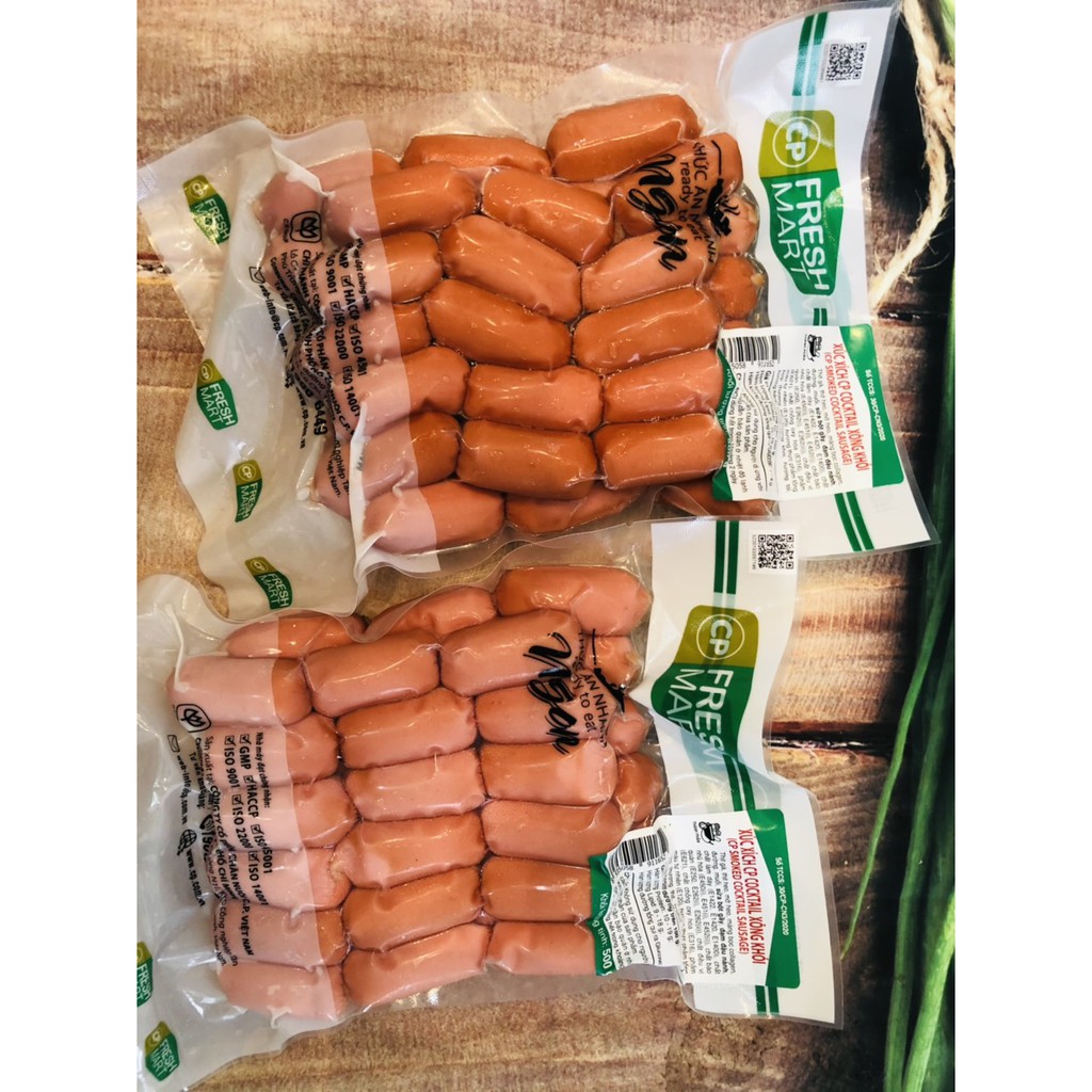 2 gói (1 kg) xúc xích xông khói CP - xúc xích cocktail xông khói