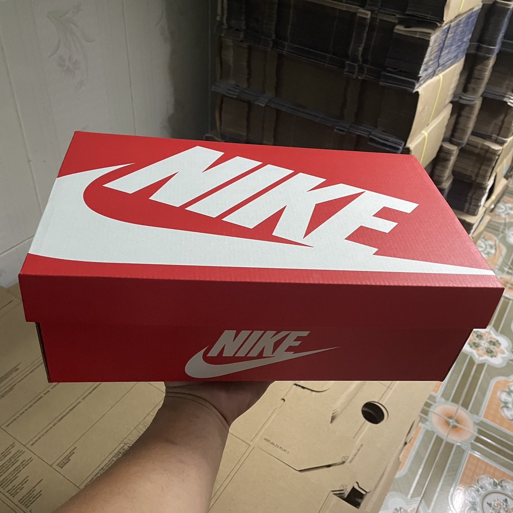 Hộp Đựng giày, dép  NIKE CHÍNH HÃNG MÀU ĐỎ NHIỀU SIZE