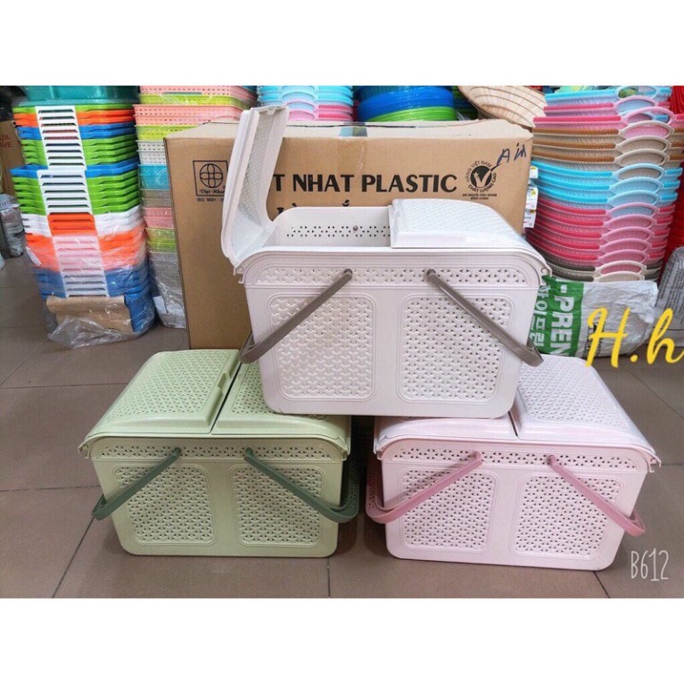 làn nhựa đựng đồ sơ sinh, giỏ đựng đồ đi sinh nhựa Việt Nhật 2604