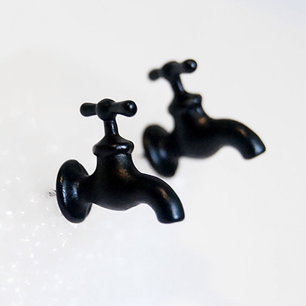 Khuyên Tai Hình Vòi Nước Đính Đá Dễ Thương