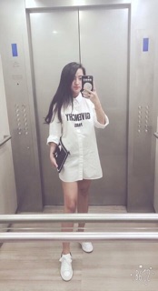 Ví cầm tay ông già