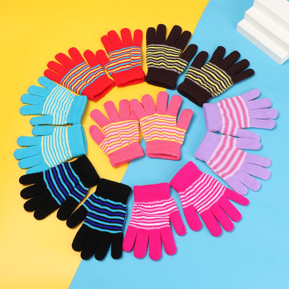 Găng tay giữ ấm mùa đông in họa tiết hoạt hình cho bé