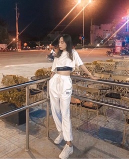 SET ÁO CROP KÈM QUẦN JOGGER