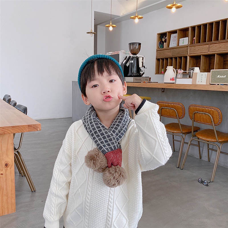 Khăn choàng cổ mềm mại cho bé