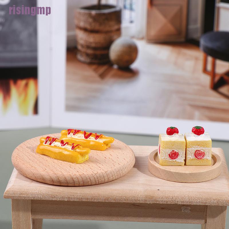 Thớt gỗ mini xinh xắn dùng trang trí cho nhà búp bê