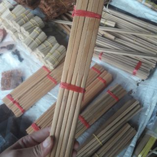 10 đôi Đũa tre vót thủ công của người dân tộc