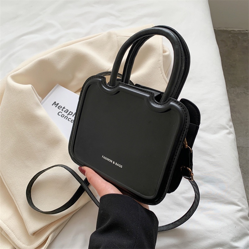 Túi đeo chéo IELGY đơn giản thời trang cho nữ