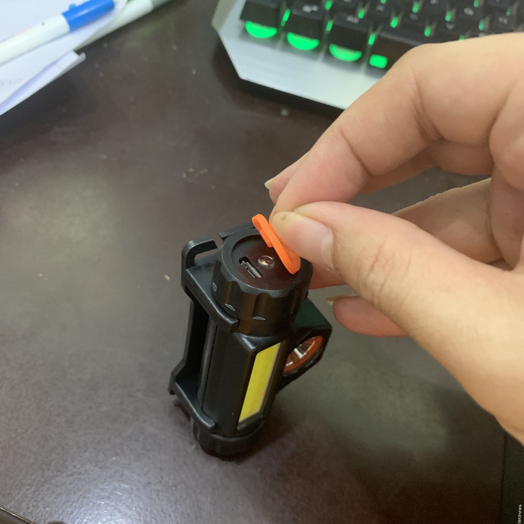 Đèn pin đội đầu 2 BÓNG 101 sáng có pin bên trong