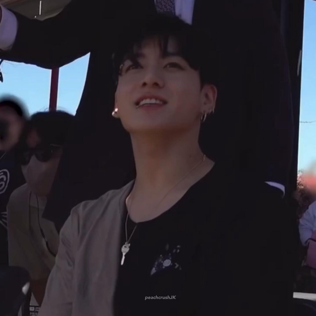DÂY CHUYỀN HÌNH CHÌA KHOÁ MẠ VÀNG 14K JUNGKOOK BTS l ORDER CHÍNH HÃNG