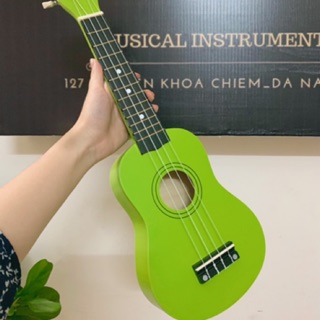 Ukulele Xanh Lá (Ảnh thật, có sẵn/tặng kèm phụ kiện, stickers random)