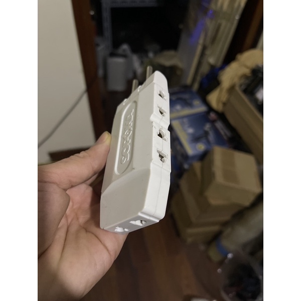 Ổ cắm điện chia 5 tiện lợi