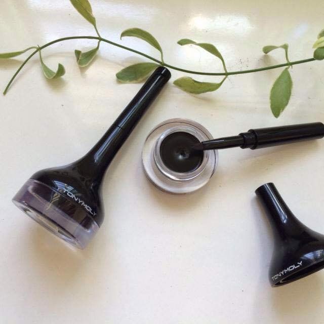 Gel kẻ mắt chống nước Tony Moly Backstage Gel Eyeliner
