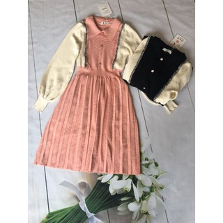 Váy cho con bú, chất len, dáng trẻ trung