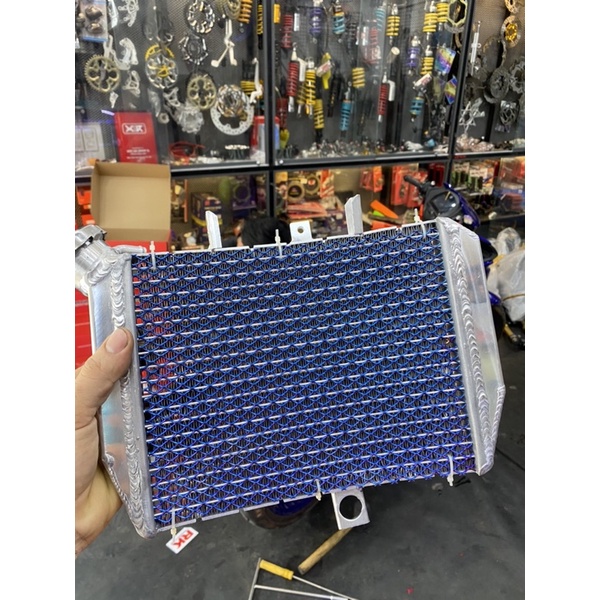 Két nước cong X1R lưới xanh Titan