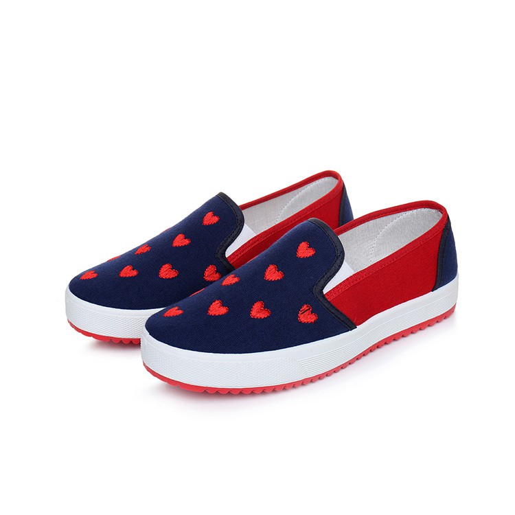Slip on nữ hình tim nhỏ trẻ trung dễ thương | BigBuy360 - bigbuy360.vn