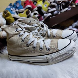 Giày converse chính hãng 2hand size 35 22cm màu kem cond 8.5