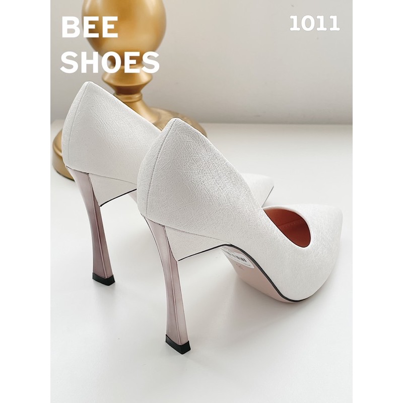 BEESHOES-GIÀY CAO GÓT MŨI NHỌN 5 PHÂN KHOÉT HÔNG SANG CHẢNH-GIÀY THỜI TRANG NỮ 9CM SIÊU ÊM MÀU KEM 201011