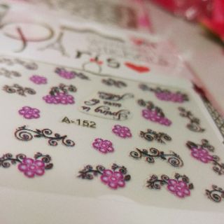 Sticker dán móng tay siêu dễ thương