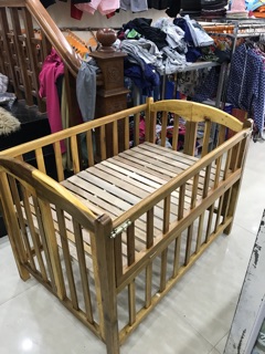 Cũi gỗ cho bé