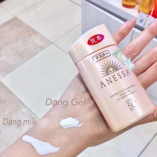 KEM CHỐNG NẮNG ANESSA MILD MILK 60ml dành cho da nhạy cảm ,em bé, trẻ em và đi biển