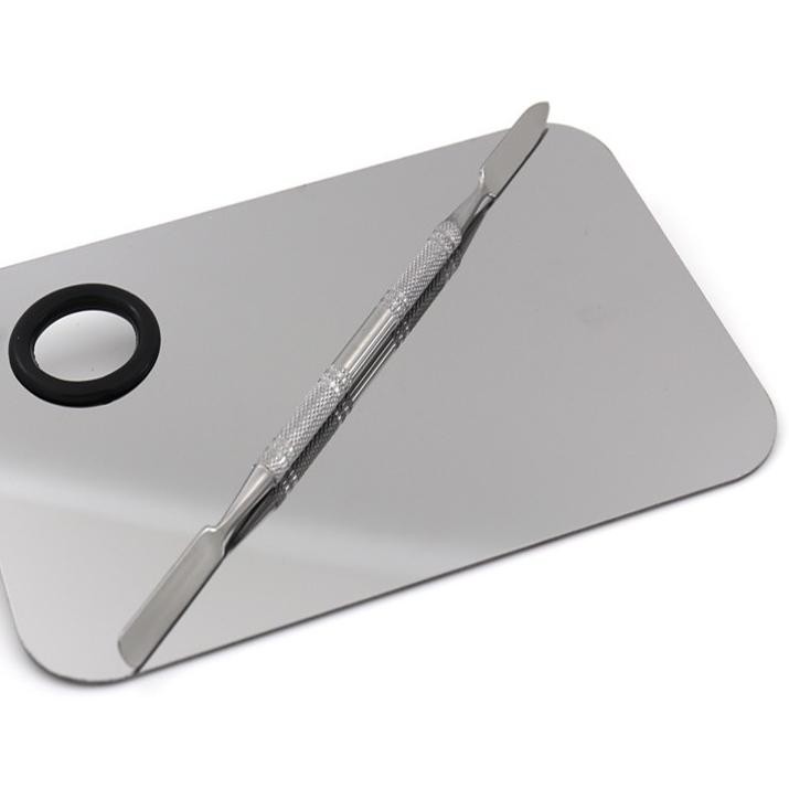 (hàng Mới Về) Bảng Màu Trang Điểm Đa Năng 882 Kèm Muỗng Trộn Tiện Dụng