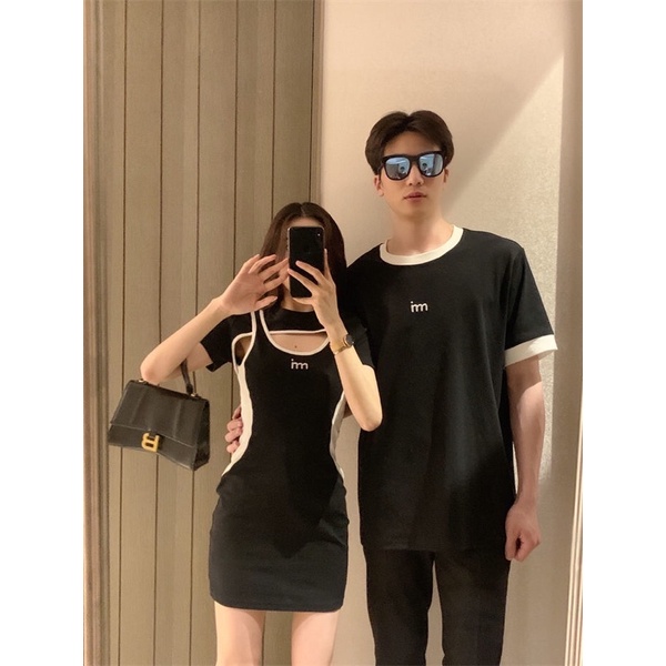 Sét đồ đôi nam và nữ 2 màu đen và be váy ôm body kết hợp áo phông nam