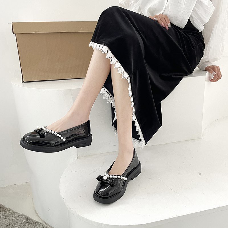 Giày búp bê đế bệt mũi vuông đính ngọc trai giả xinh xắn cho nữ | BigBuy360 - bigbuy360.vn