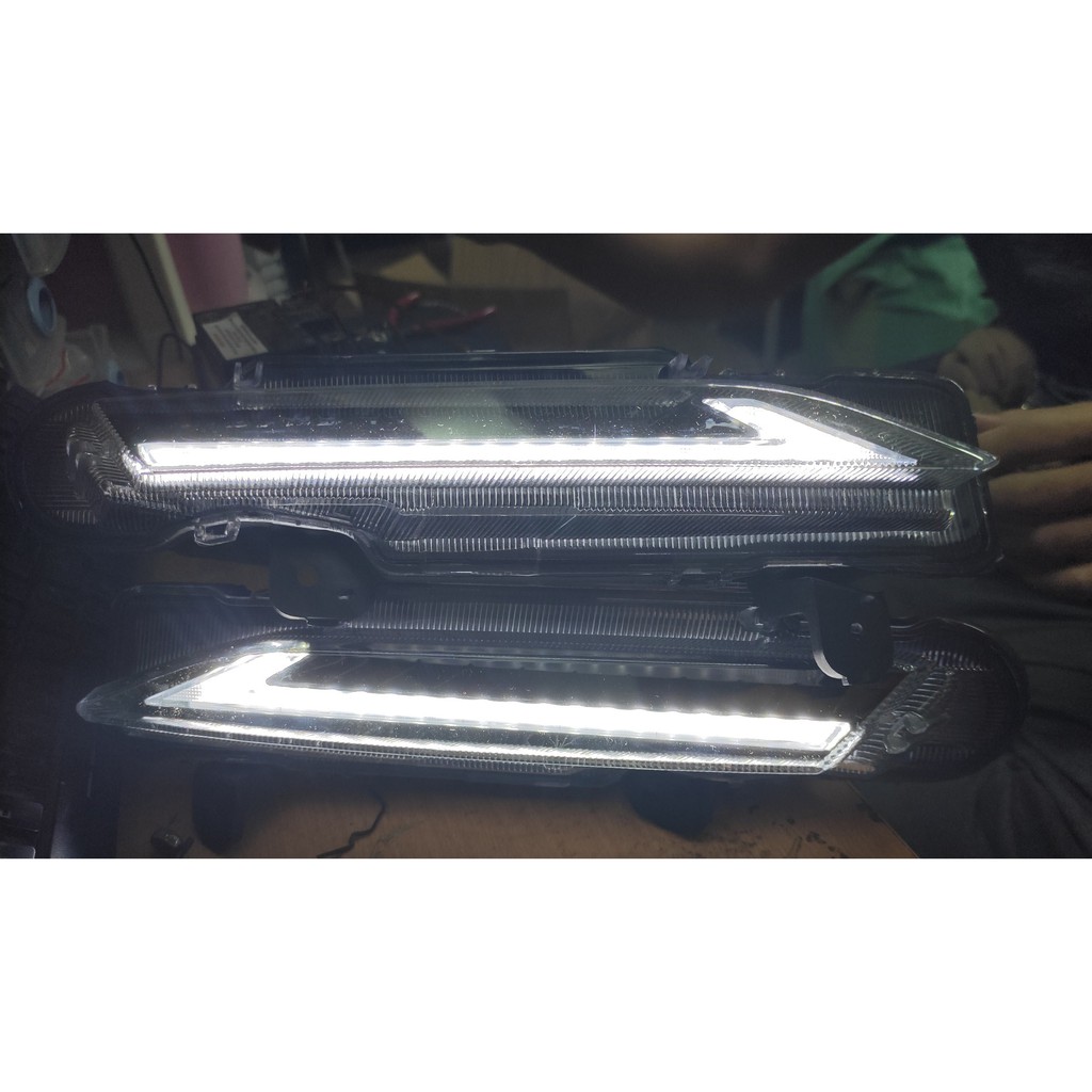 VIOS 2019 2020, bộ 2 đèn led calang, led mý có xihan chạy đuổi cực chất