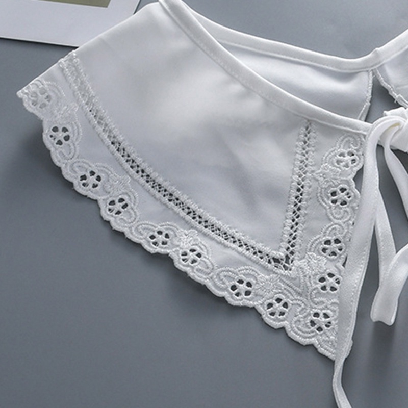 Cổ Áo Rời Cổ Bẻ Cột Dây Thêu Họa Tiết Độc Đáo Thời Trang